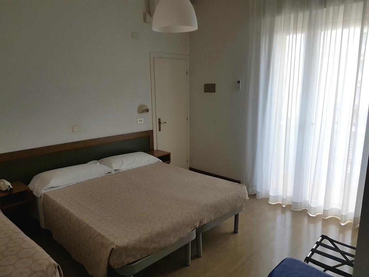 Hotel Residence Adriana Cesenatico Luaran gambar