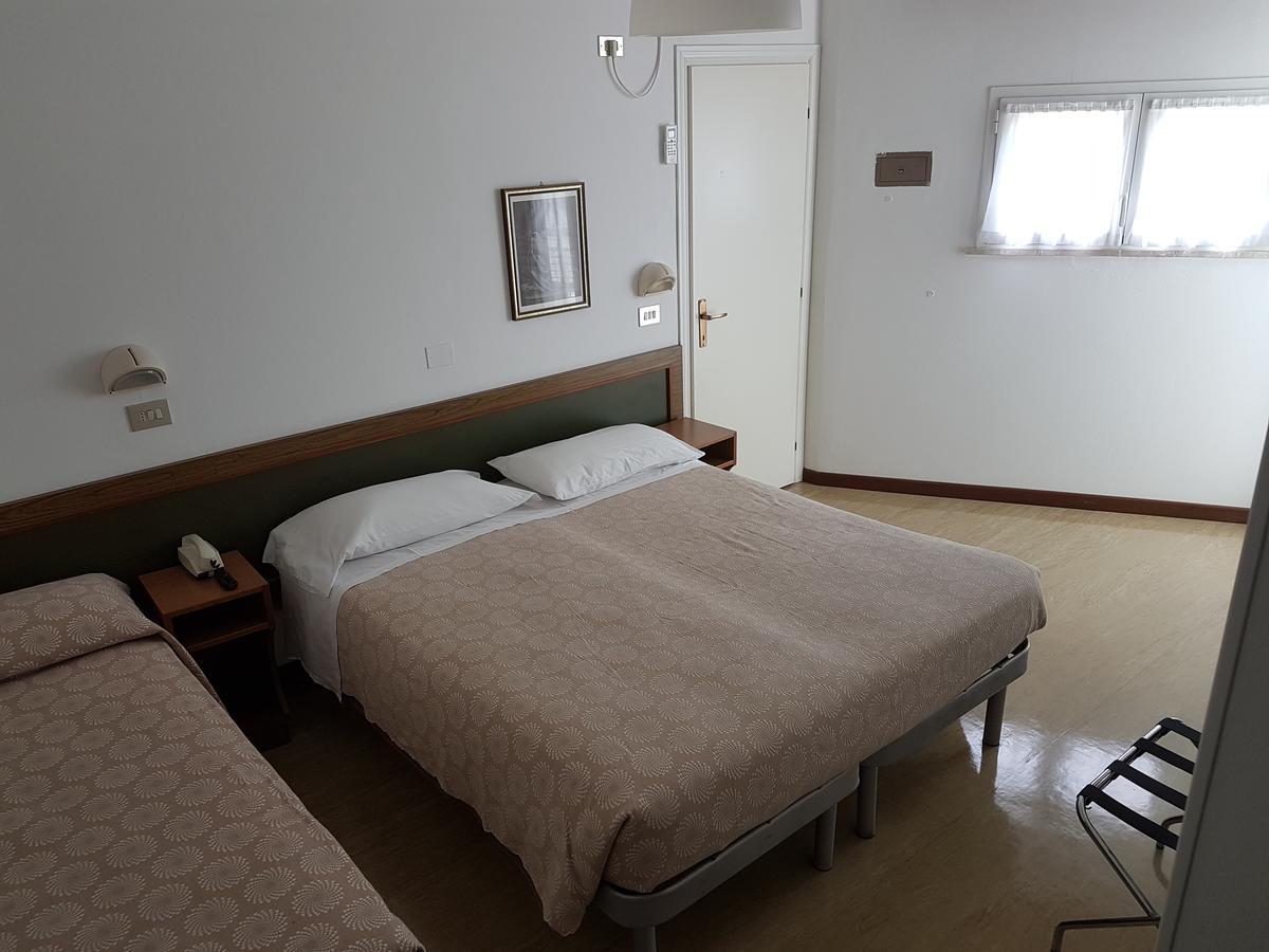 Hotel Residence Adriana Cesenatico Luaran gambar
